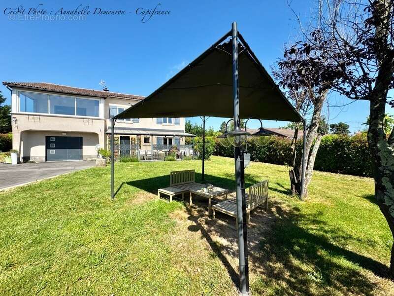 Maison à ORLEAT
