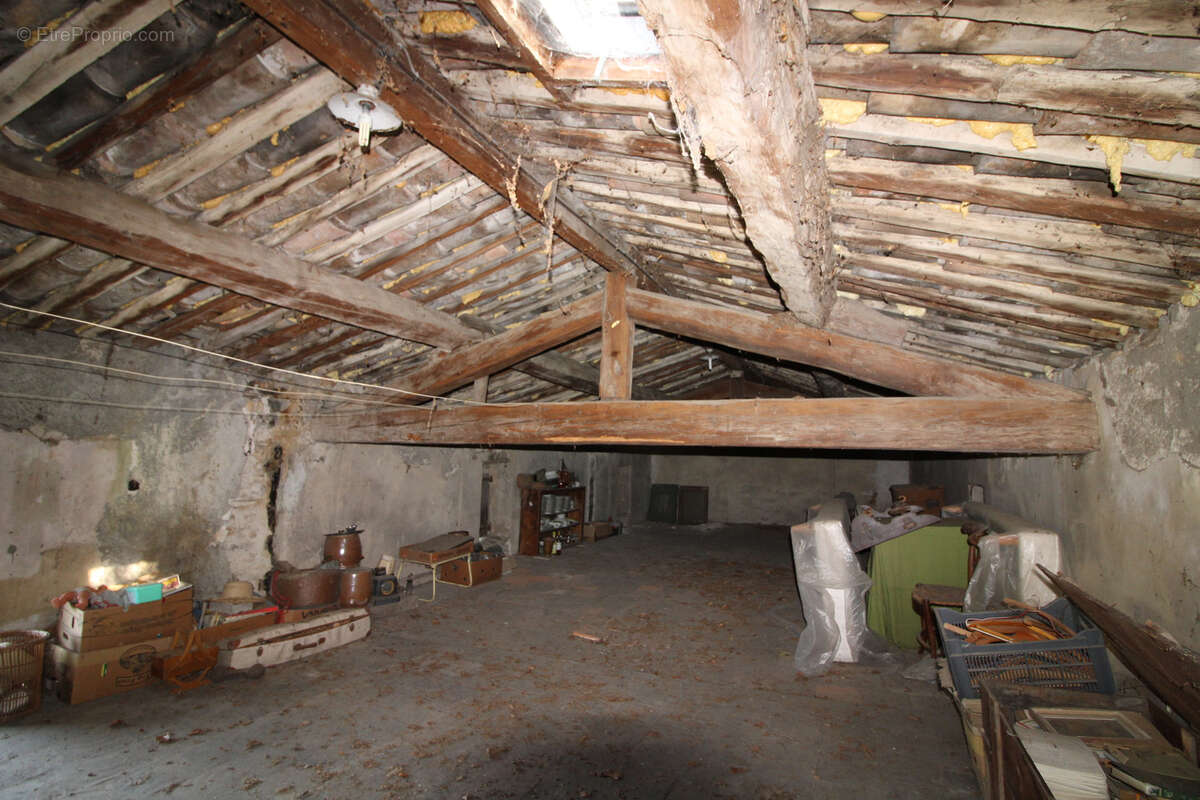 Maison à SAINT-CHRISTOL-LES-ALES