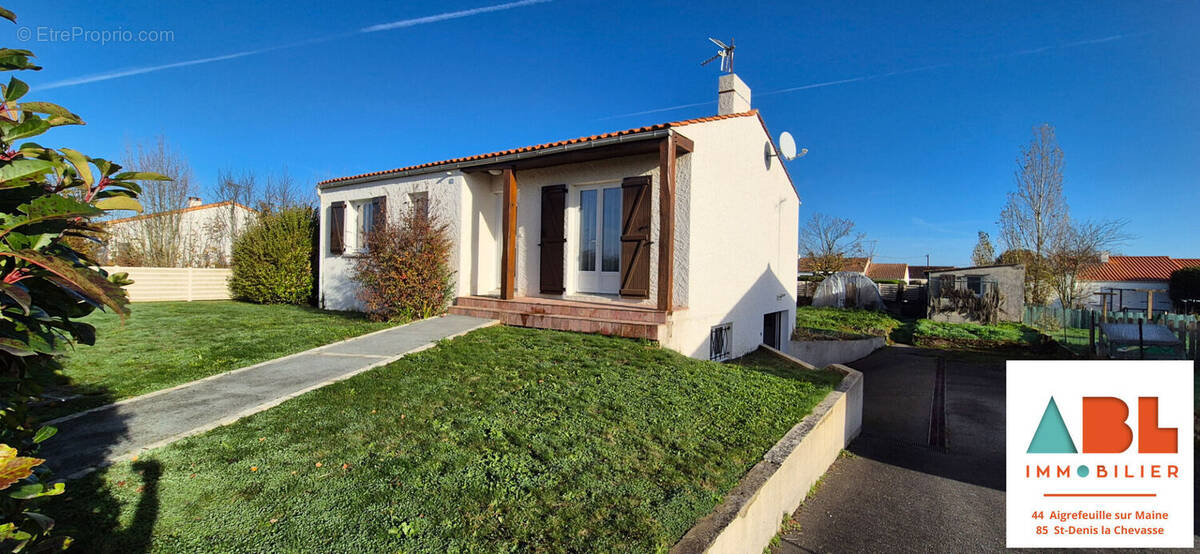 Maison à SAINT-DENIS-LA-CHEVASSE