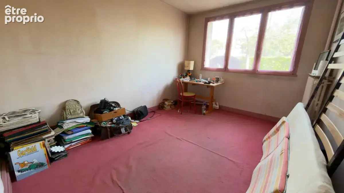 Rez de jardin  f4 -- 77 m², cave et parking au cœur du centre de neuilly plaisance (2 mn a pied) - photo 11
