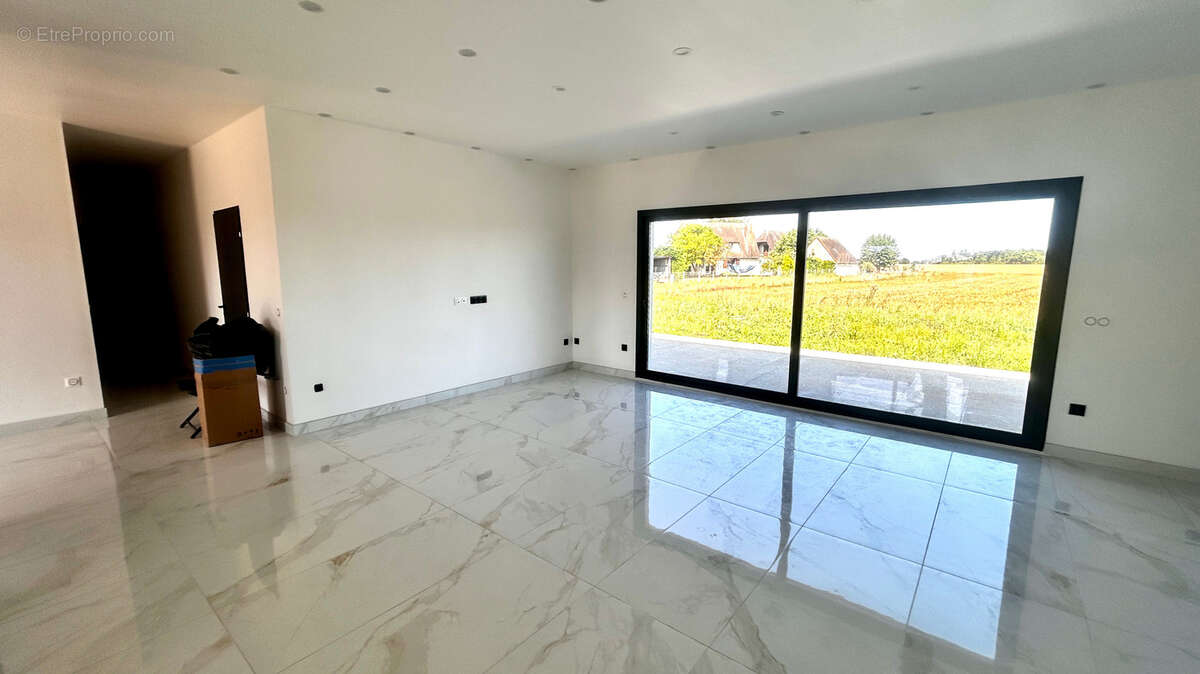 Villa neuve construte en 2025 - photo 3
