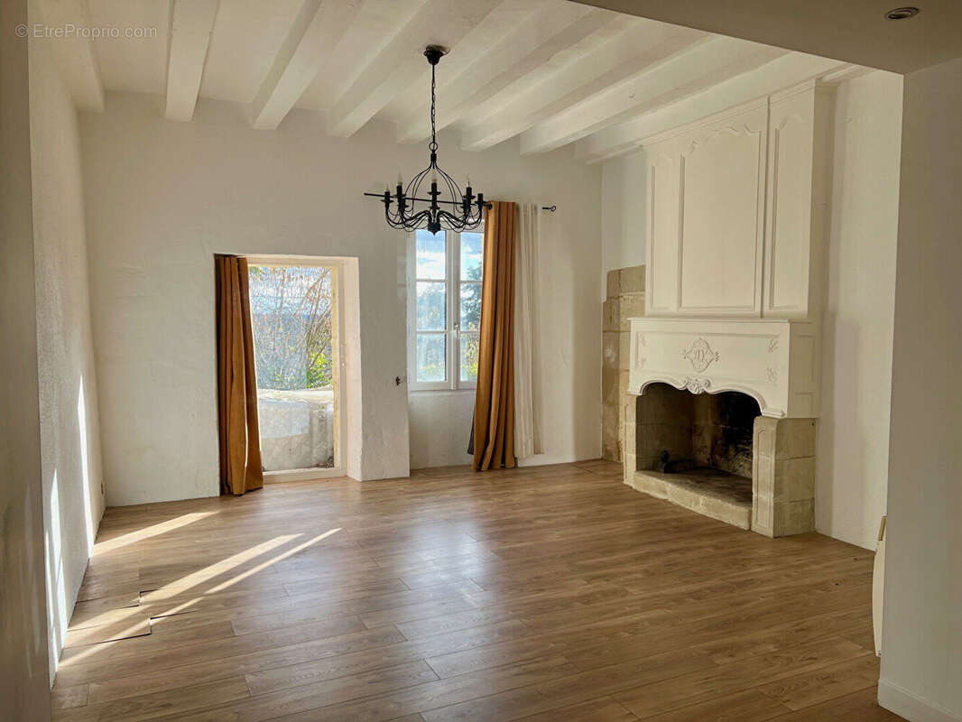 Maison à ROCHECORBON