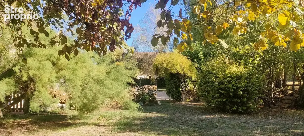 AUTHENTIQUE !!! Grande et belle maison en pierre dans un cadre préservé - photo 45