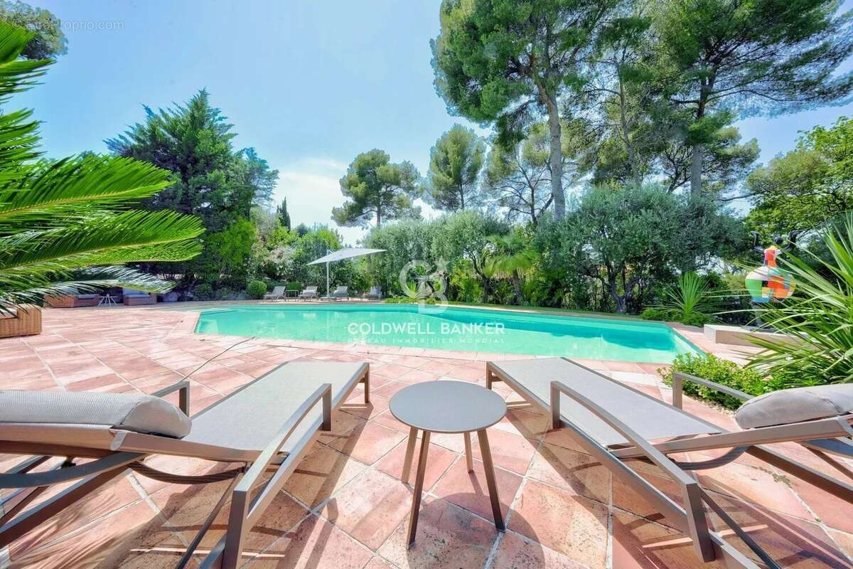 Maison à MOUGINS
