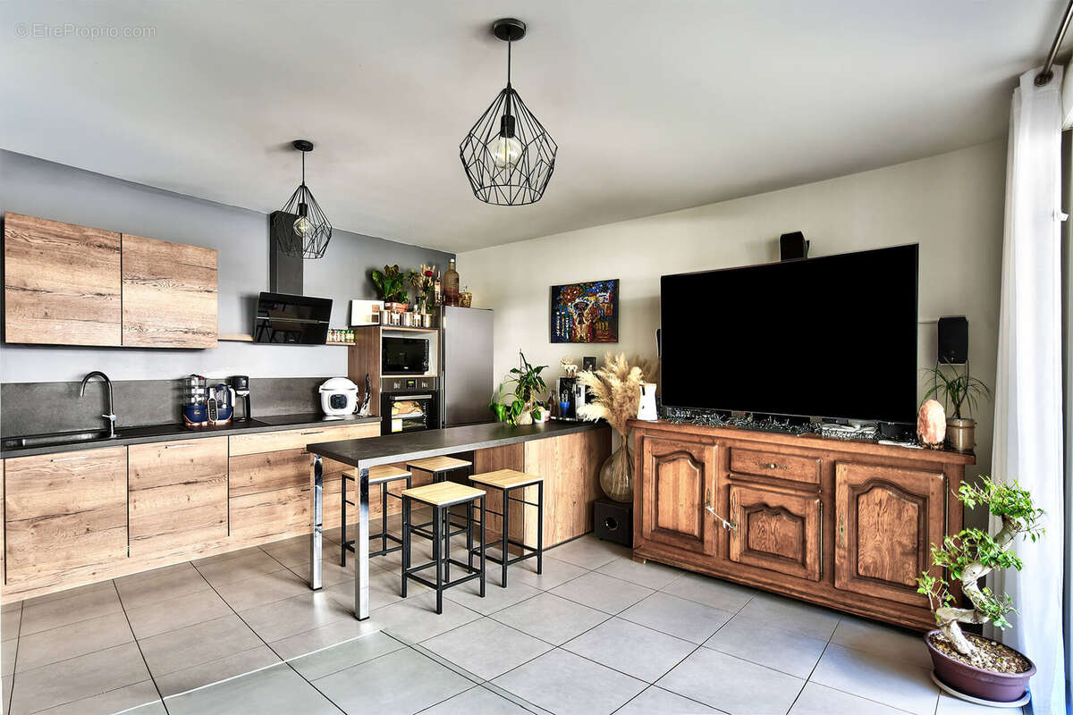 Appartement à SATHONAY-VILLAGE