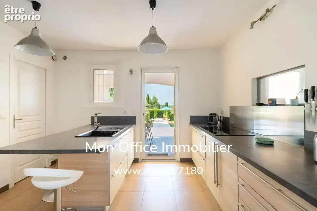 Référence : 7180-EHA - Maison Eguilles 170 m2, calme absolu, vue dégagée - photo 5