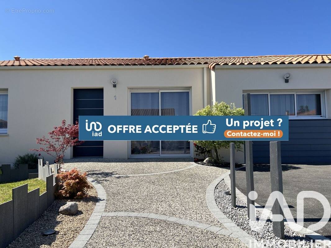 Photo 1 - Maison à SAINT-MALO-DU-BOIS