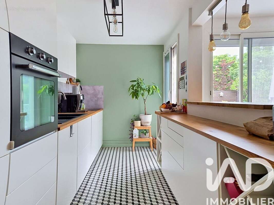 Photo 3 - Appartement à EPINAY-SUR-SEINE