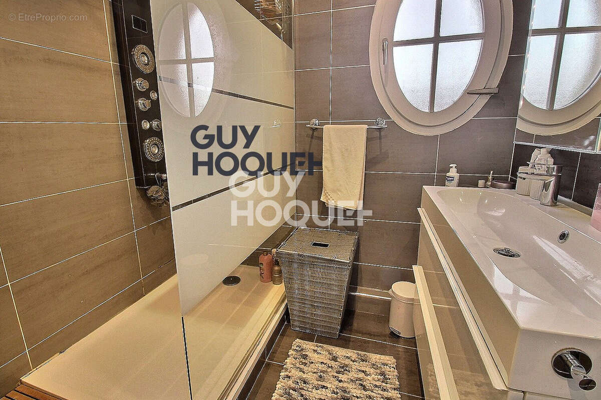 Maison à LIMEIL-BREVANNES