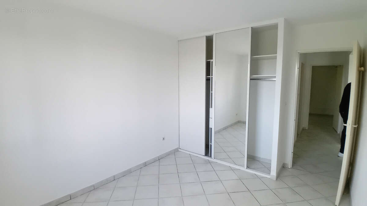 Appartement à BAIE-MAHAULT
