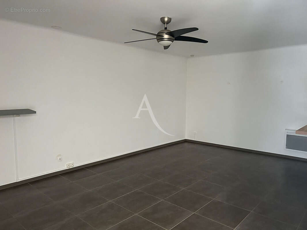 Maison à PENNAUTIER