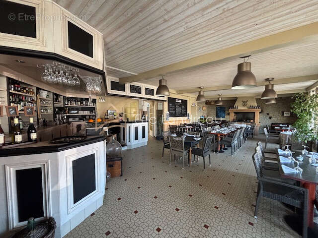 Appartement à AVRILLE