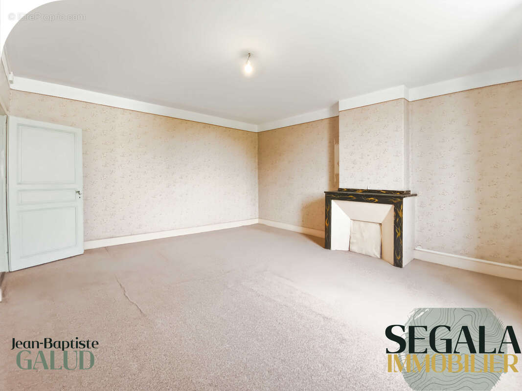 Maison à BLAYE-LES-MINES