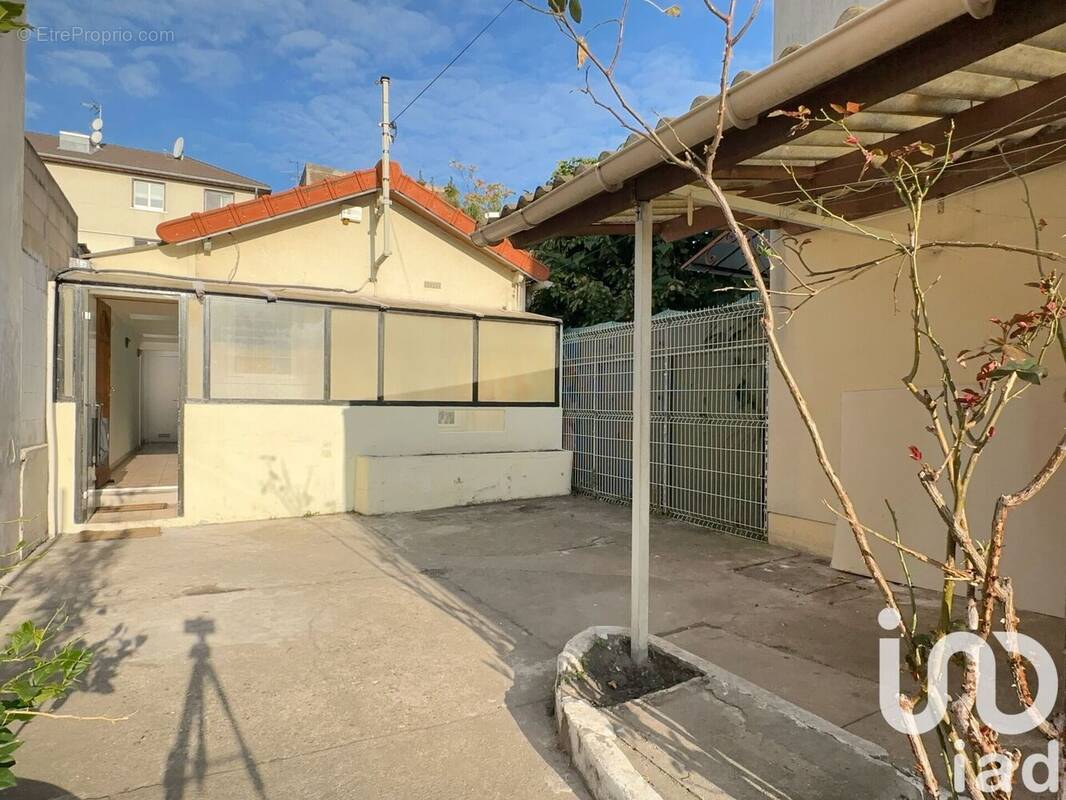 Photo 1 - Maison à LA COURNEUVE