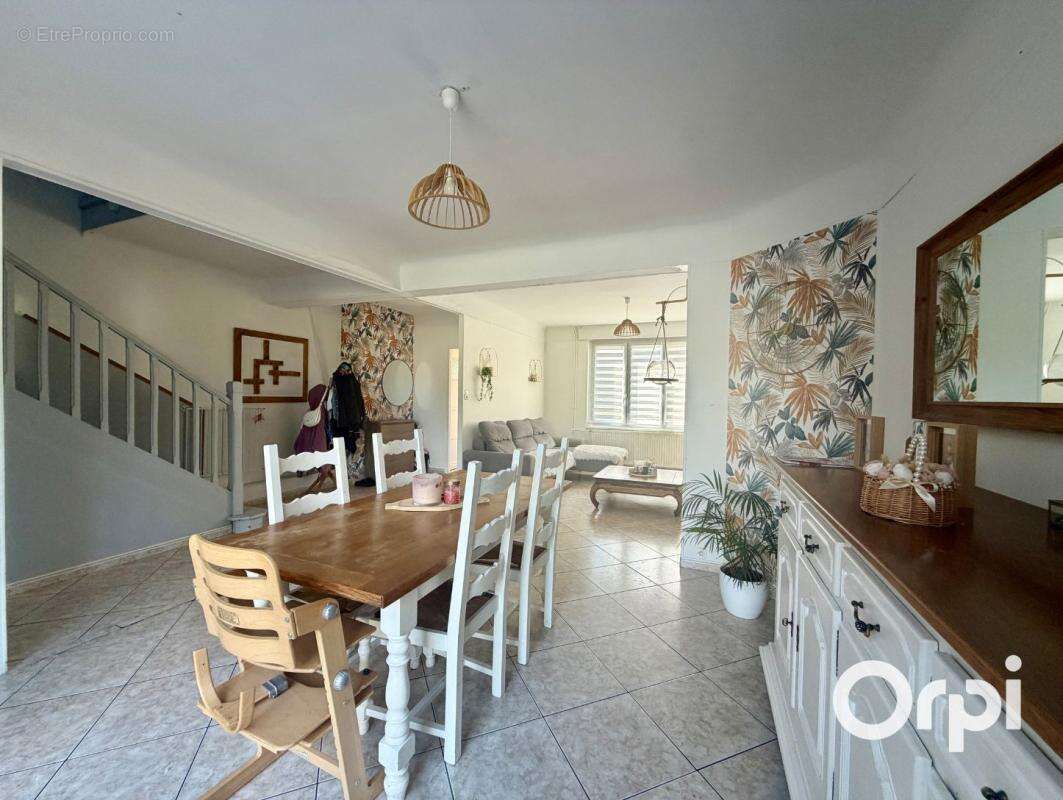 Maison À Vendre - photo 3