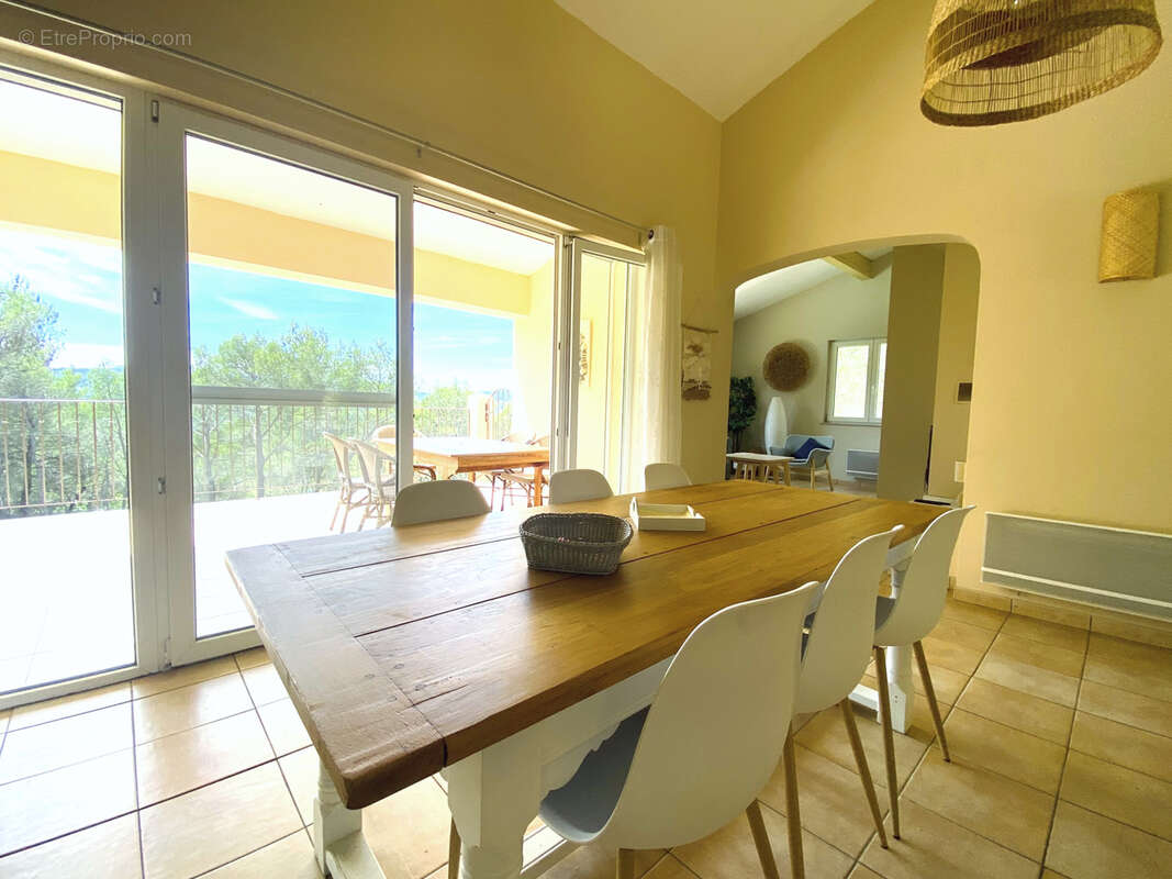 Maison à VAISON-LA-ROMAINE