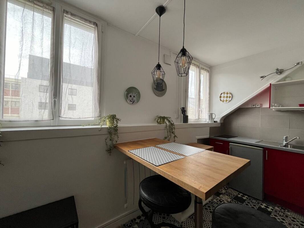 Appartement à PARIS-11E