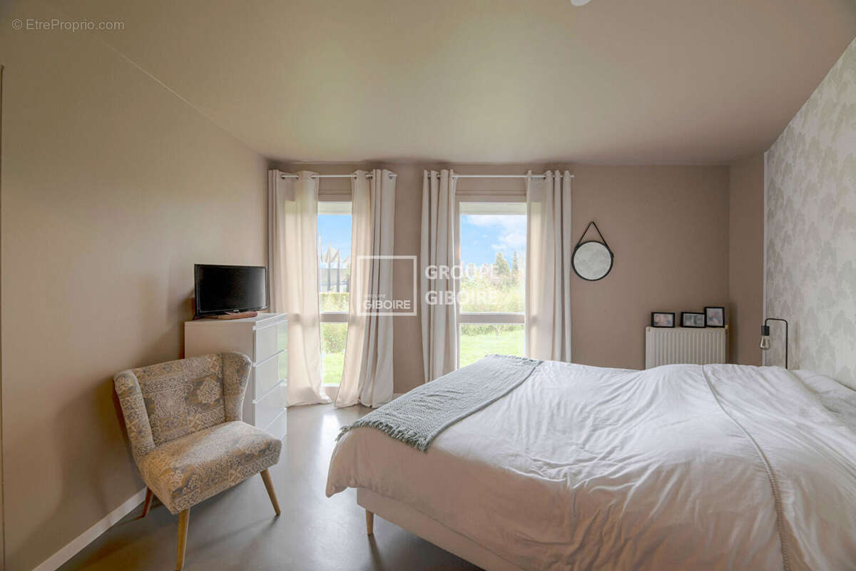 A vendre - agence giboire , saint gregoire , les melliers - photo 4