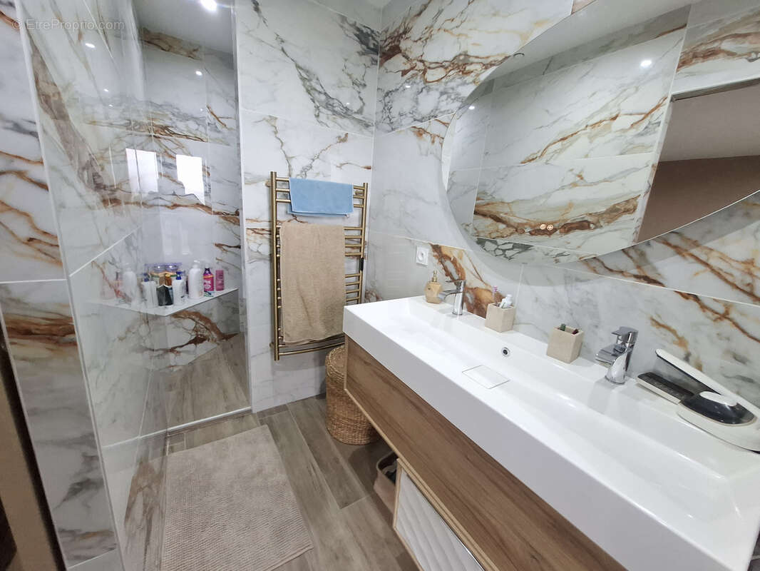 Maison à SAINT-PIERRE-DE-BOEUF