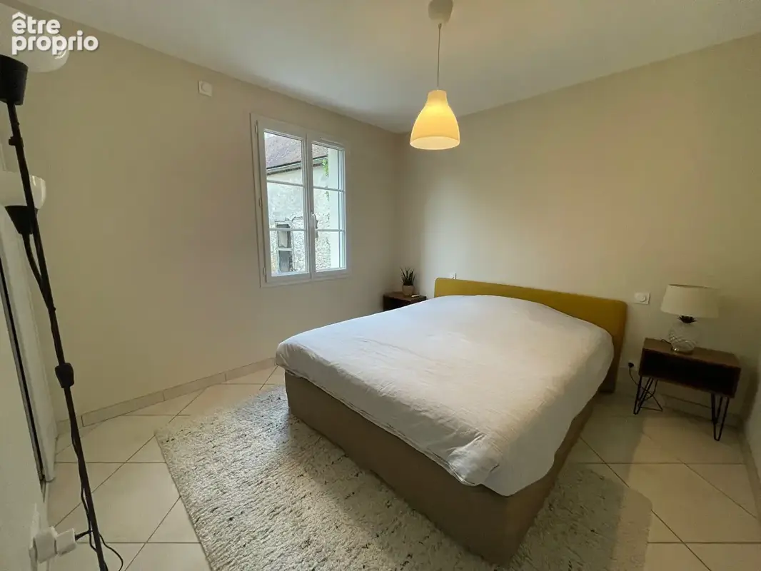 Maison rénovée sur 2373m² de terrain - photo 7