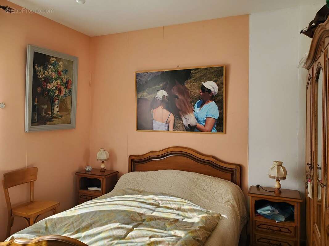 Maison à CHAMPNIERS