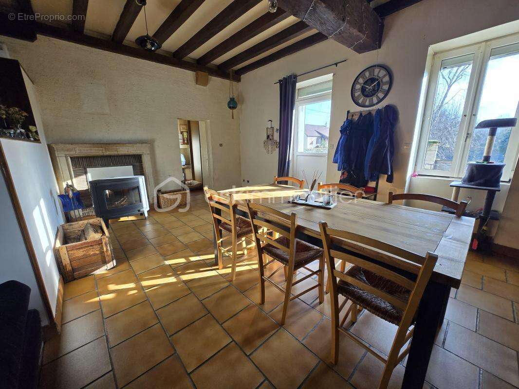 Jolie Maison de village de 128m² à Marzy - photo 4