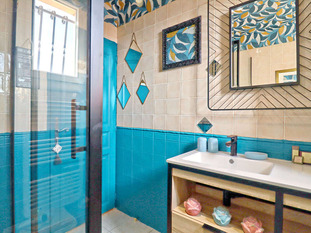 Maison à FORCALQUIER