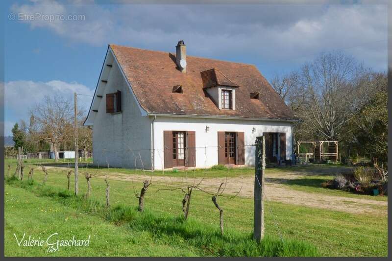 Maison à MONTPON-MENESTEROL