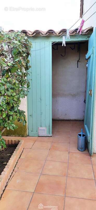 Local de stockage 2m² - Appartement à SAINTES-MARIES-DE-LA-MER