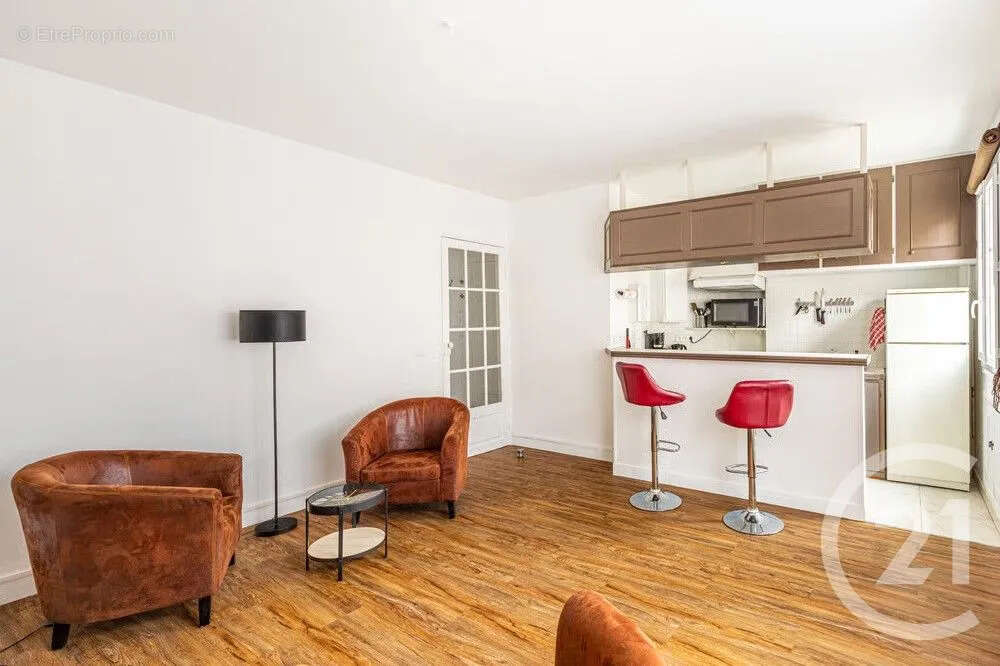 Appartement 44 m² à Paris-14e  - photo 2