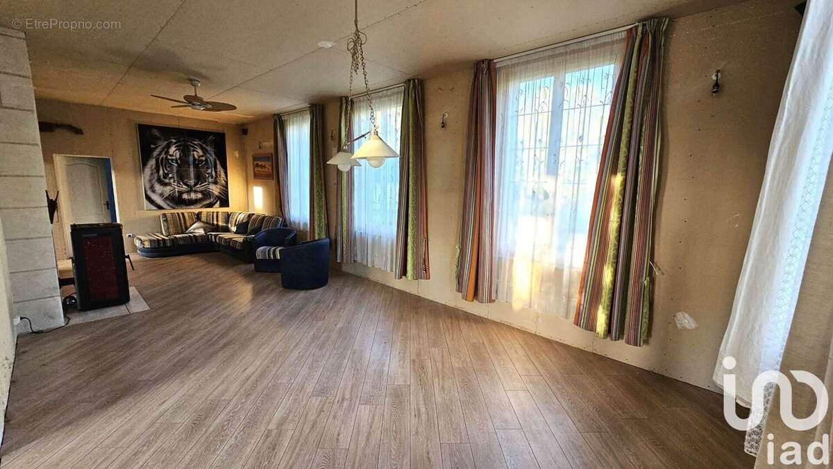 Photo 3 - Maison à LA CHAPELLE-SUR-LOIRE