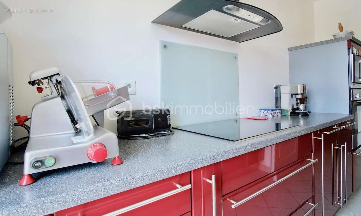 Appartement à MARSEILLE-12E