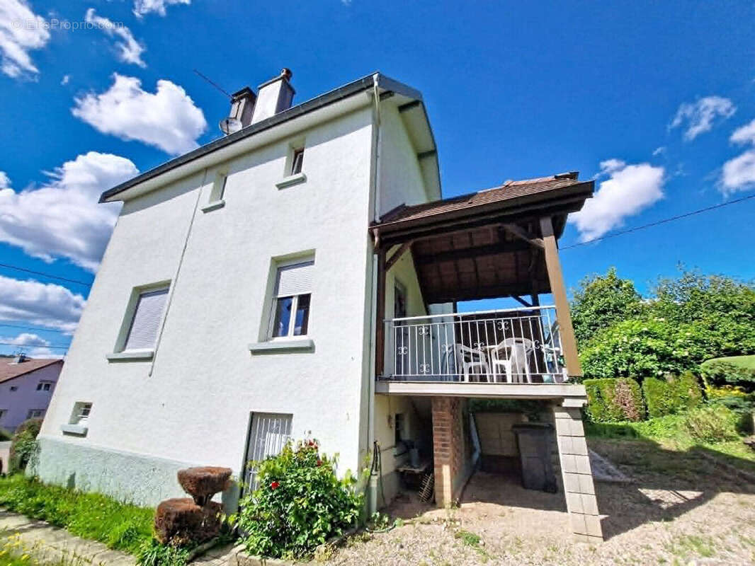 Maison à COURCELLES-LES-MONTBELIARD
