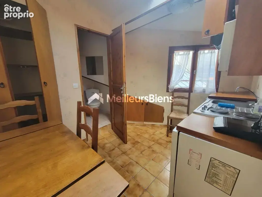 T1 de 24,35 m² au 5e étage à Paris 75003 avec cuisine séparée - photo 7