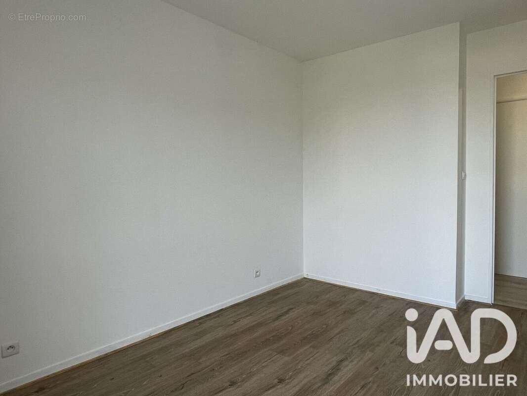 Appartement 88 m² à Orleans  - photo 6