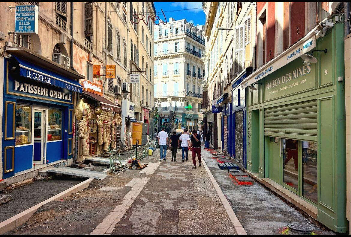 Appartement à MARSEILLE-1E