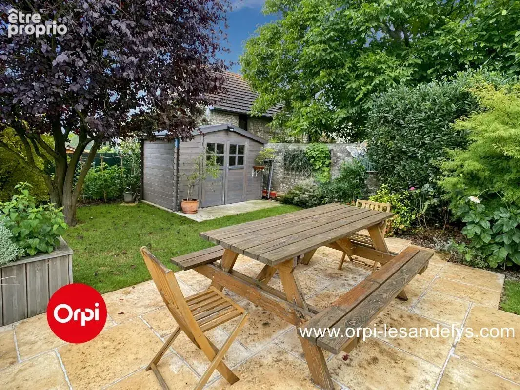 Maison de Plain-Pied en Parfait État avec Sous-Sol Total - photo 14