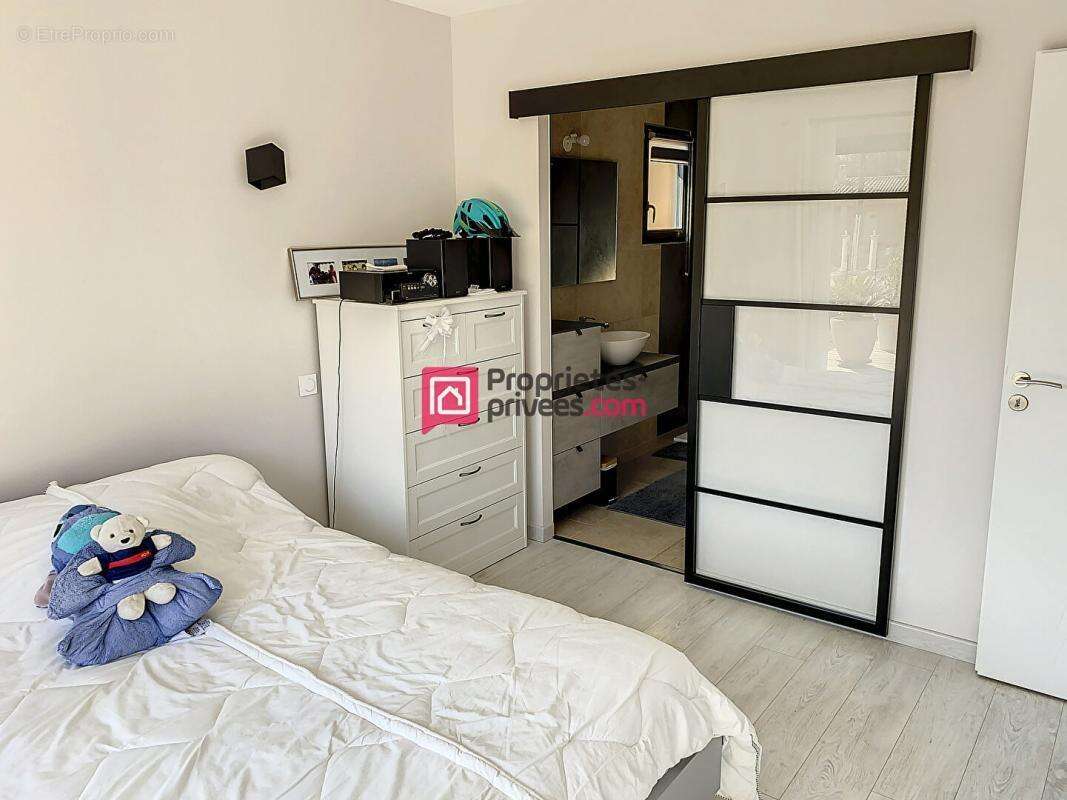 Maison Plan D Aups Sainte Baume 5 pièce(s) 128 m2 - photo 11