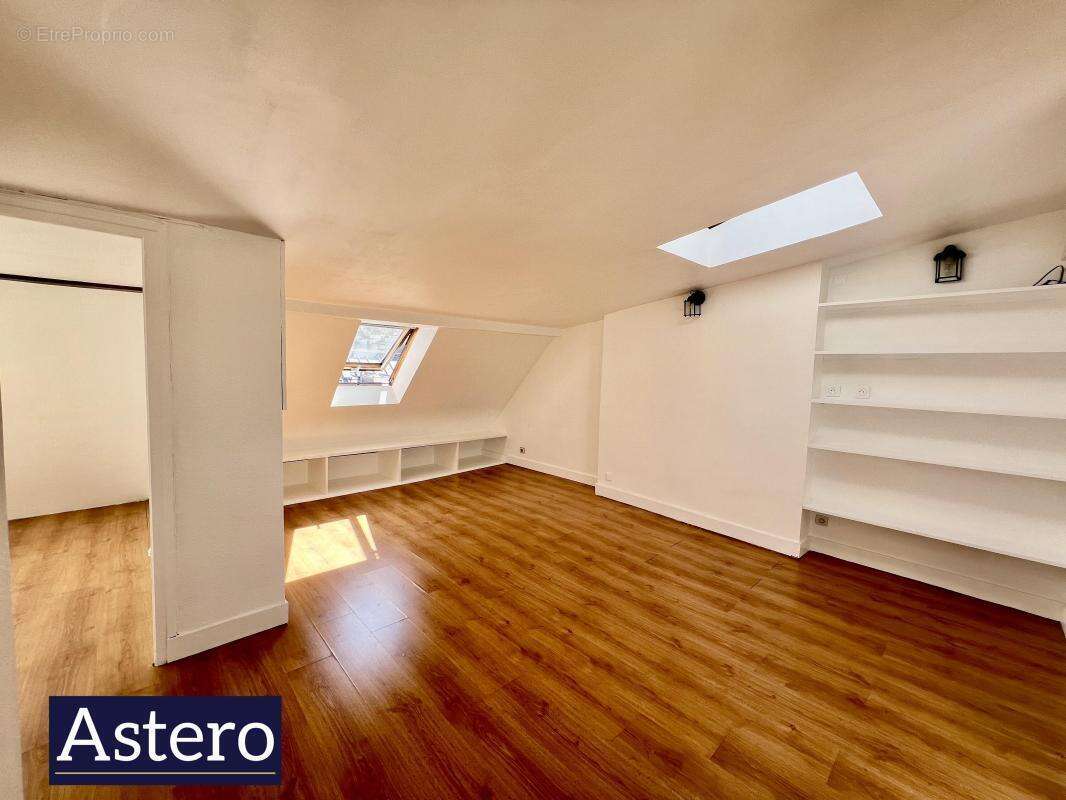 Appartement à PARIS-7E