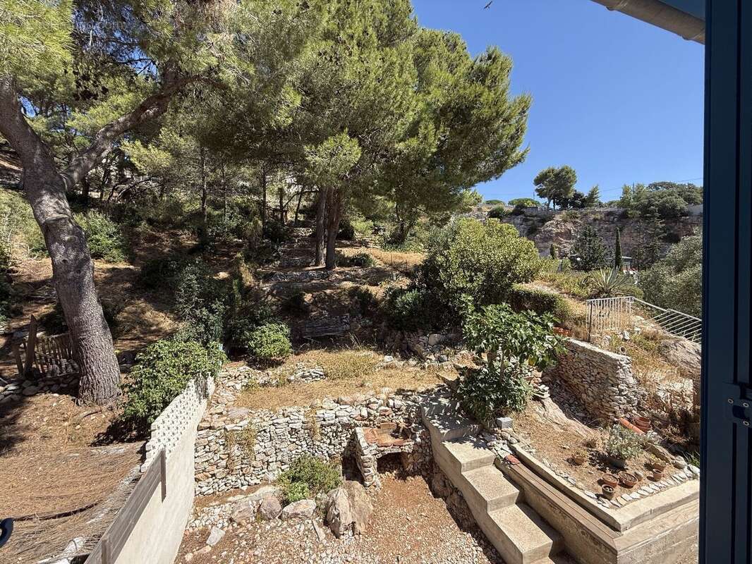 Maison rénovée avec vue mer panoramique - photo 11