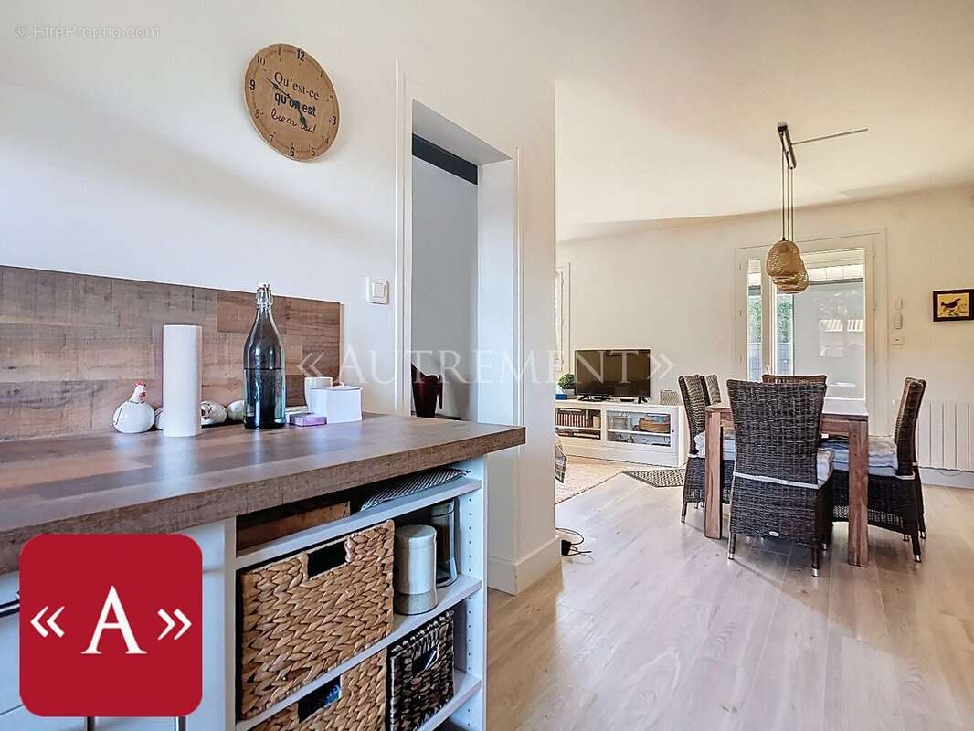 Maison à SAINT-SULPICE