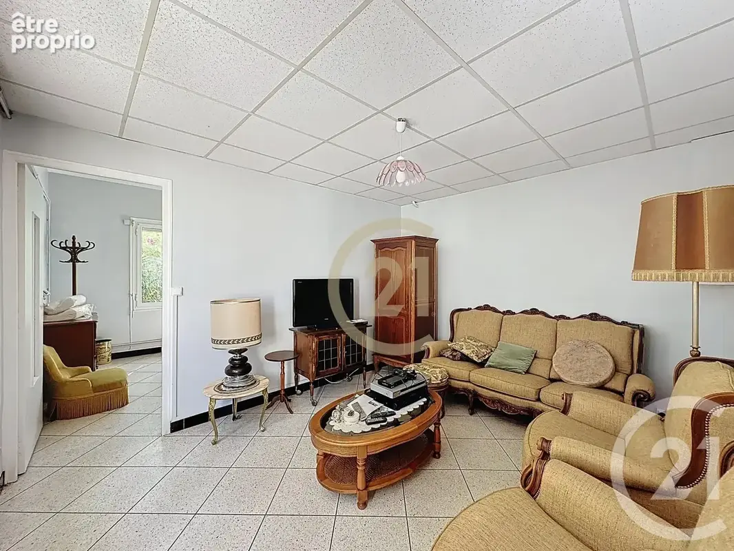 Maison 9 pièces 185 m² à vendre à Remoulins (30210) - photo 13