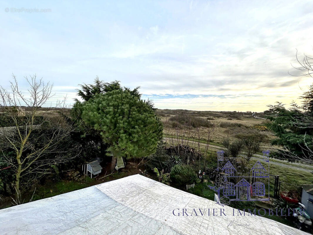 Maison à SAINT-GERMAIN-SUR-AY