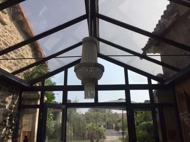 Maison à NANTEUIL-EN-VALLEE