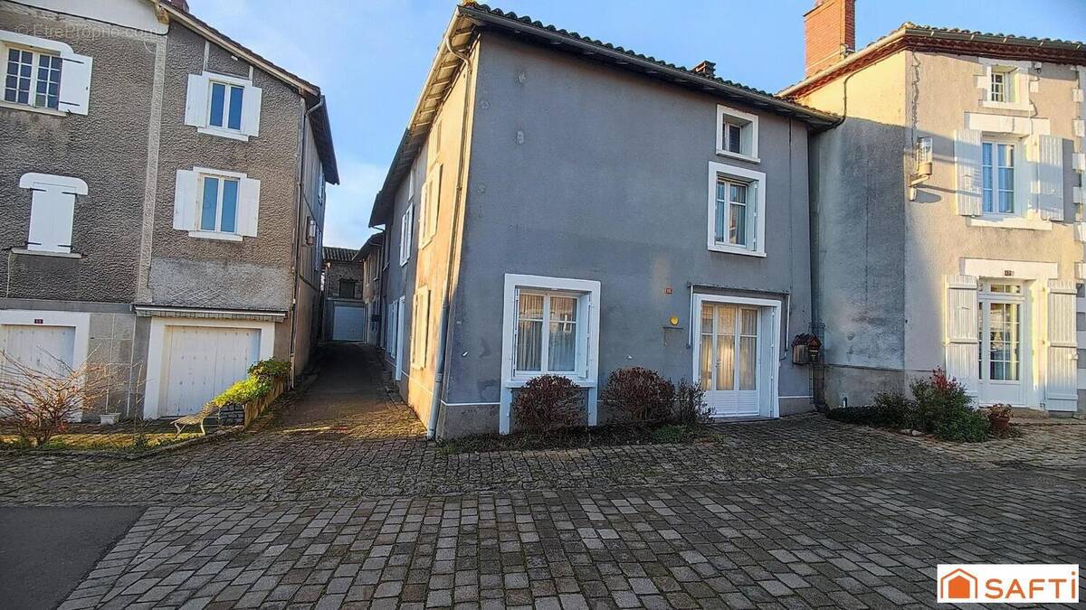 Photo 1 - Maison à MANOT