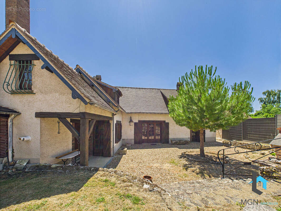 Maison proche nogent le roi - photo 2