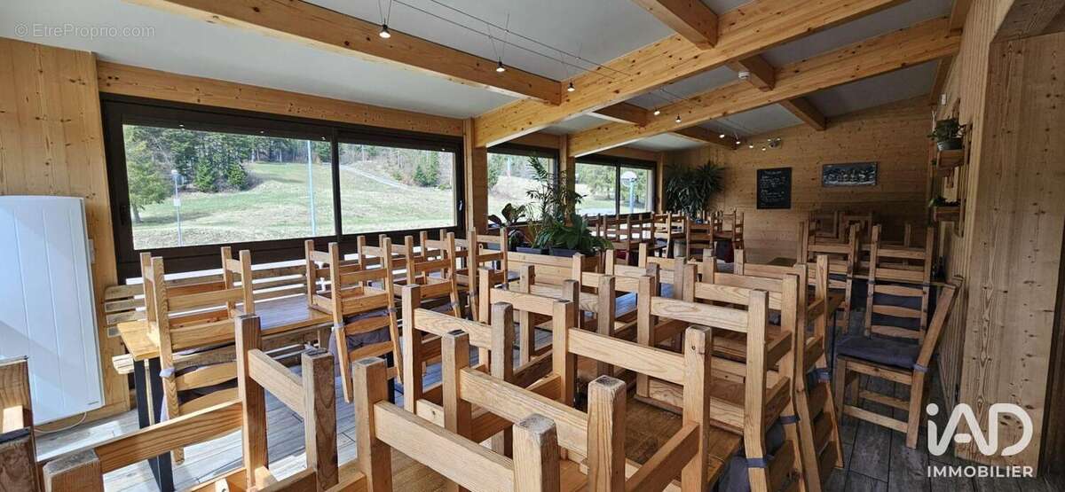 Photo 9 - Commerce à HAUTEVILLE-LOMPNES