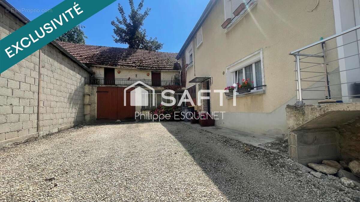 Photo 8 - Maison à MAREUIL-LE-PORT