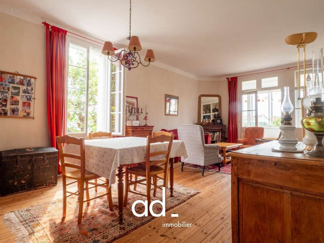 Maison à LA ROCHELLE