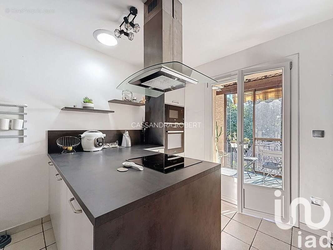 Photo 5 - Appartement à OLLIOULES